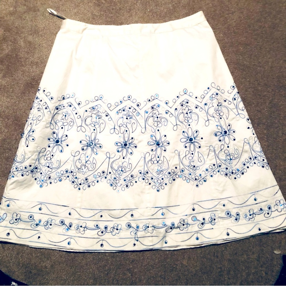 Togo Size 14 White Aline Skirt w Blue Cross Stitch Embroidered Floral Pattern